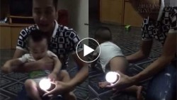 Sốc với em bé có khả năng tự phát sáng bóng đèn