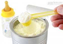 Mẹo hay giúp các mẹ phân biệt sữa bột thật và giả