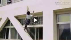 Khi con gái đi học trễ