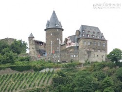 Du lịch Đức ngắm những lâu đài cổ bên dòng sông Rhein