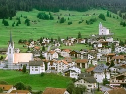 12 đất nước nhỏ xinh đi một ngày là hết