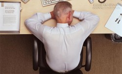 9 mẹo chống lại cơn buồn ngủ trưa siêu hữu ích cho dân văn phòng