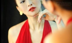 Tướng phụ nữ cao quý, phú túc và khốn khổ