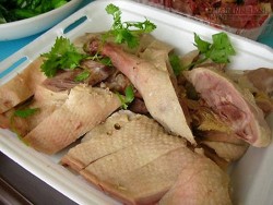 Cách luộc vịt ngon, mềm, không bị hôi