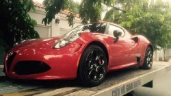 Choáng với đại gia Việt chịu chi bậc nhất: 2 ngày mua 4 siêu xe