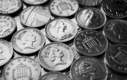 Warren Bufett: Hãy quên tiền lương đi