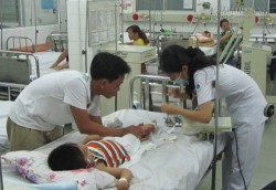 Dịch sốt xuất huyết bùng phát cả nước