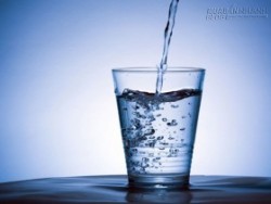 Câu chuyện cái cốc không đáy giữa sa mạc và bài học khôn ngoan mới có thể sinh tồn