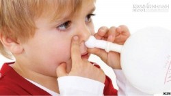 Thổi bóng bay bằng mũi giúp điều trị viêm tai giữa tiết dịch