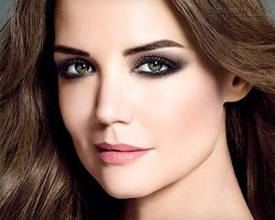 Tiên đoán độ giàu có của mỗi người qua đôi mắt