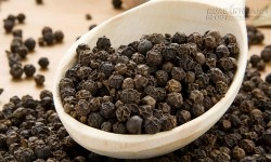 Lợi ích không ngờ của hạt tiêu đen