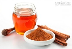 Mật ong và quế – nguyên liệu chữa bách bệnh tại nhà