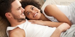 Tư thế ngủ của vợ chồng tiết lộ mức độ nồng nàn trong tình yêu