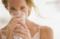 Nước uống collagen có phải là thần dược như bạn nghĩ?