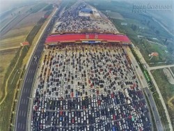 Phát hoảng với hình ảnh kẹt xe trên khắp thế giới
