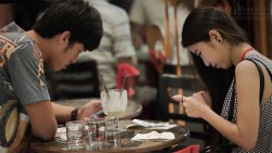 Vợ chồng dễ theo dõi nhau hơn nhờ smartphone