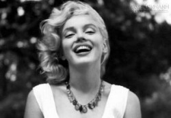 5 Nét quyến rũ của Marilyn Monroe mọi cô gái đều có thể học theo