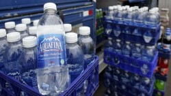 Aquafina Mỹ thừa nhận sử dụng nước lã để đóng chai