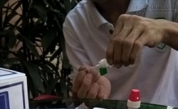 Dùng que thử, ba phút phát hiện ung thư?