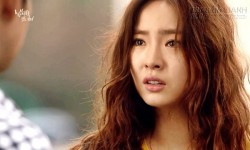 Giọt nước tràn ly khi tôi biết chồng lưu số điện thoại của mình là gì
