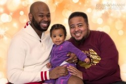 Người đàn ông bất ngờ mang thai và sinh con sau 10 năm chuyển giới