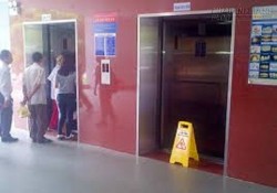 Ngã vào thang máy không cabin, sinh viên rơi từ tầng 6
