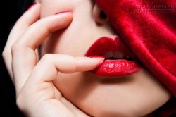 Cách dưỡng môi mùa đông từ trong ra ngoài