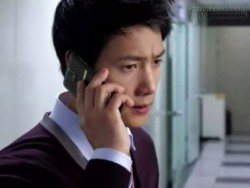 Đêm qua, sau cú điện thoại của bố vợ, tôi đã xé đơn ly hôn và tha thứ hết tội lỗi cho vợ mình