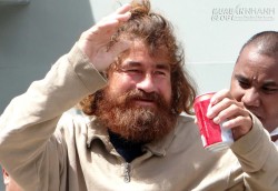 Bị kiện ăn thịt đồng loại sau 14 tháng sống sót ở biển