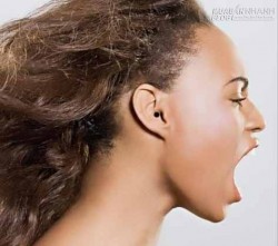 Ý nghĩa nốt ruồi họa phúc trên tai phụ nữ