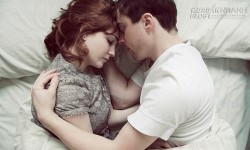 Đêm tân hôn, tôi ngã ngửa khi thấy hai người phụ nữ ở trong phòng