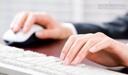 Bệnh văn phòng: Chị em dễ mắc hội chứng ống cổ tay