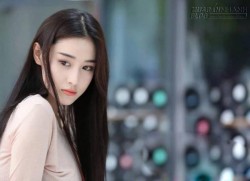 Bí mật đau đớn trong chiếc nhẫn cưới của chồng