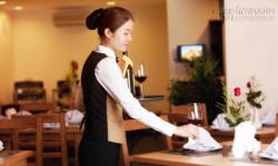 Hành động của con gái trong quán ăn khiến người mẹ hiểu ra bài học về sự tha thứ