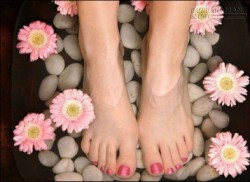 Người có lòng bàn chân ấm – vận số may mắn