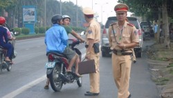 Quyền của cảnh sát giao thông theo quy định mới
