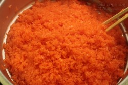 Cách nấu xôi gấc dẻo thơm, đỏ mọng cúng rằm