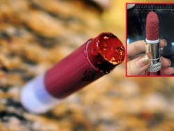 Lý giải nguyên nhân khiến thỏi son handmade biến dạng sần sùi gây xôn xao