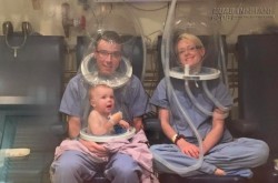 Em bé cứu cả gia đình thoát chết nhờ… tiếng khóc