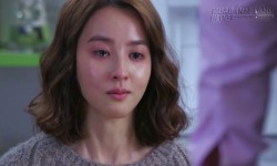 Tôi không còn lạnh nhạt thờ ơ với vợ nữa kể từ lúc nhìn thấy vết sẹo dài trên người cô ấy