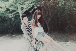 Top cung hoàng đạo biết níu giữ người ấy luôn bên mình