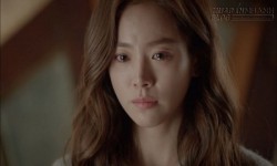Rụng rời chân tay khi hàng đêm chồng lẻn ra ngoài để đền trinh tiết cho người cũ