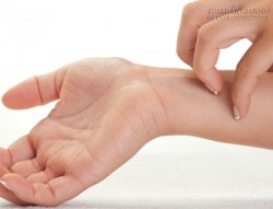 Ngứa râm ran ở tay và chân: Cảnh báo một số bệnh nguy hiểm