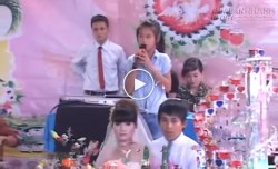 Bé gái hát trong đám cưới cực hay khiến hai họ đều bất ngờ