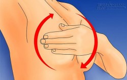Hãy tự kiểm tra ngực để phòng tránh ung thư vú