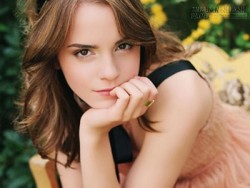 Tướng phụ nữ càng lớn tuổi càng giàu có