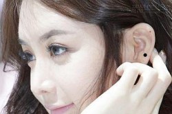 Đoán mệnh qua vị trí nốt ruồi ở tai phụ nữ