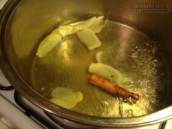 Sự kết hợp này tạo ra 1 loại nước thần kì giúp chị em giảm 10kg dễ dàng