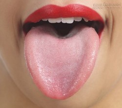 Đoán mệnh giàu nghèo, sướng khổ chỉ nhờ cách… nhìn lưỡi