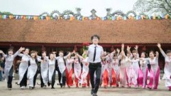 Top 4 chòm sao đi khắp bốn phương đều có bạn bè